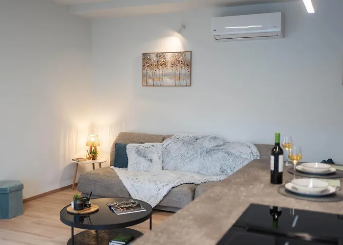 Апартаменты Calma Каламата